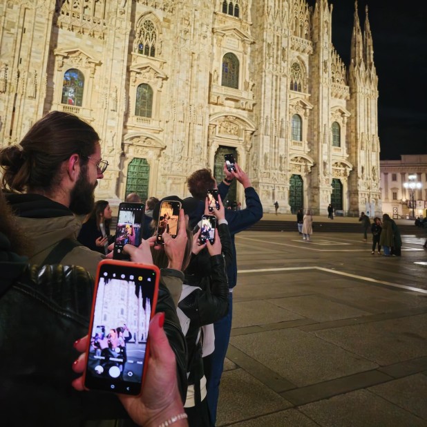Moving gallery image 1